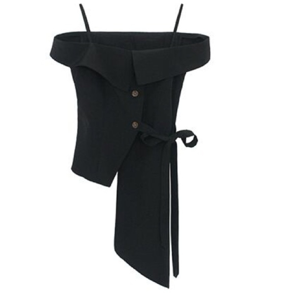 ❤️ 🆕 COMMON ZHANG asymmetrical top black medium